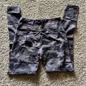 Camo leggings